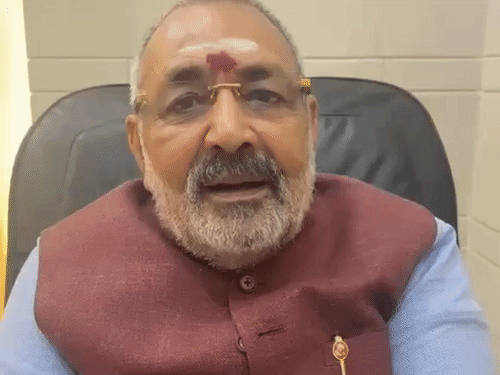 ‘राहुल गांधी हीरो बनने की कोशिश कर रहे हैं’:गिरिराज सिंह बोले- 1984 के सिख दंगा पीड़ितों के लिए क्यों नहीं लड़े, सिर्फ दिखावा करते हैं
