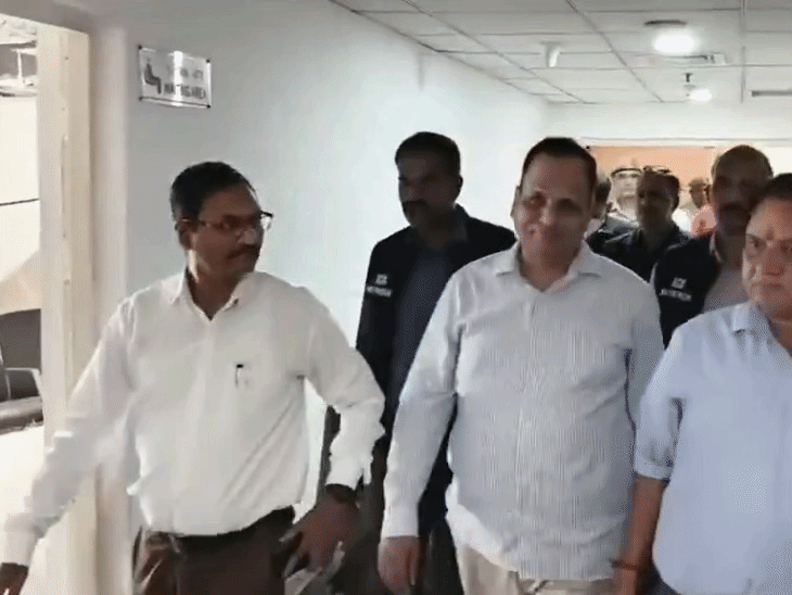 AAP नेता सत्येंद्र जैन समेत 6 आरोपी कोर्ट में पेश:दिल्ली जल बोर्ड घोटाला मामले में कल गिरफ्तार हुए थे; 14 दिन न्यायिक हिरासत की मांग