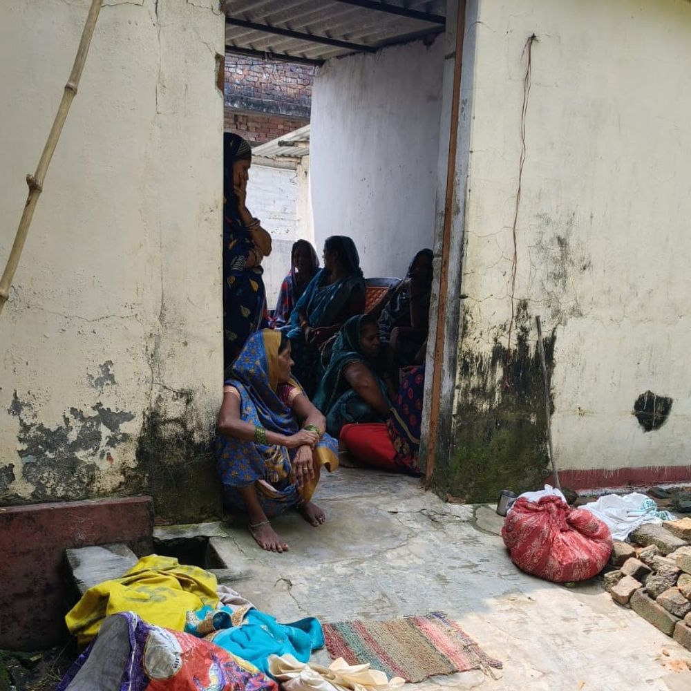 निजी अस्पताल में अबॉर्शन के बाद महिला की मौत:देवरिया में परिजनों ने इलाज में लापरवाही का आरोप लगाया