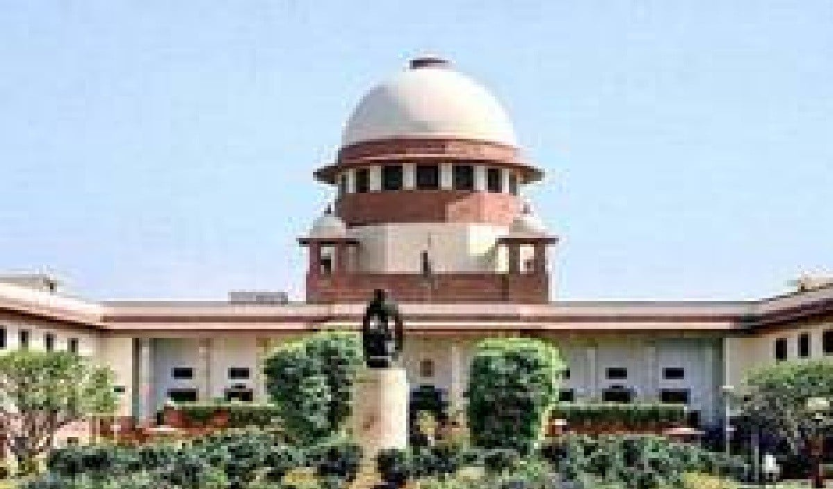 Delhi Heritage की अनदेखी पर Supreme Court सख्त, MCD और ASI अधिकारियों को ‘Personal Appearance’ का नोटिस