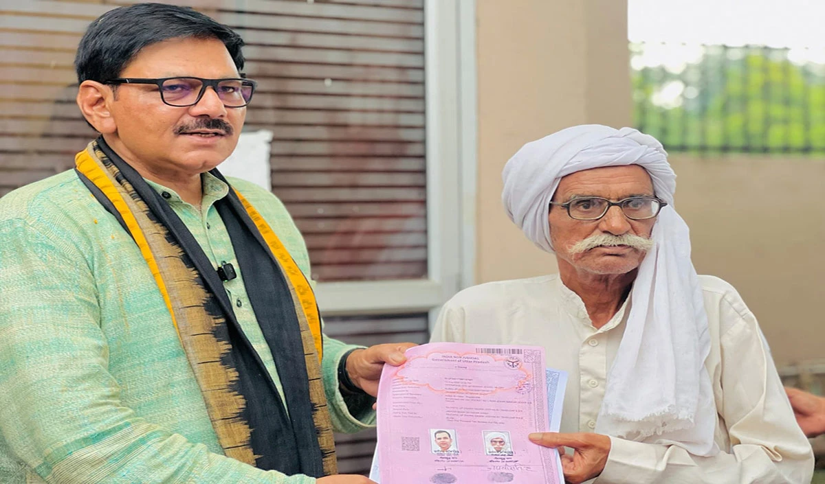 एयरपोर्ट के विस्थापित किसानों की वर्षों पुरानी मांग पूरी, आवंटित भूखंडों की रजिस्ट्री शुरू