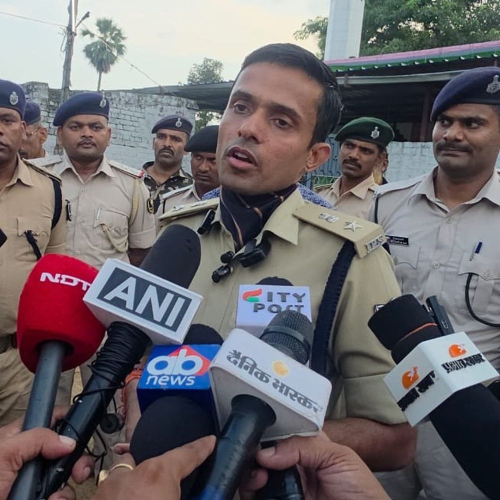 गोपालगंज में 72 घंटे में इमाम हत्याकांड का खुलासा:पंचायत की सजा से बचने के लिए नाबालिग ने की हत्या; कैंची और अधजले कपड़े बरामद