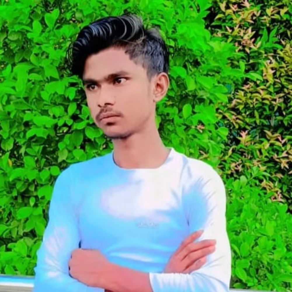 प्रेम-प्रसंग से जुड़े विवाद के बाद युवक ने की आत्महत्या:सीतामढ़ी में फंदे से लटका मिला शव, भाई ने मारपीट कर हत्या का लगाया आरोप
