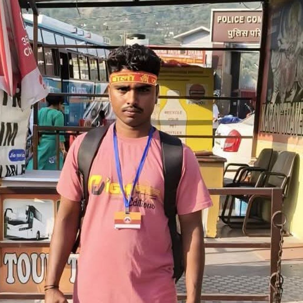 बस्ती में करंट लगने से युवक की मौत:टाइल्स लगाते समय हुआ हादसा, मजदूरी करता था