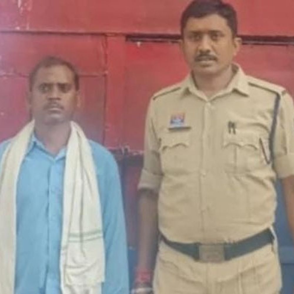 कोरबा में भाला घोंपकर हत्या, एक गिरफ्तार:खेत की मेड़ तोड़ने के विवाद में ग्रामीण पर किया हमला, इलाज के दौरान मौत; दूसरा आरोपी फरार