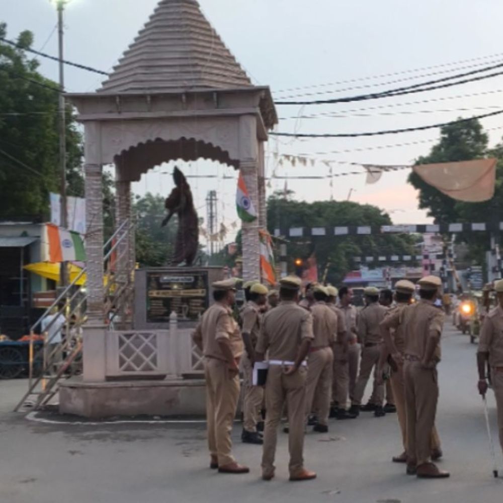 फोटो-वीडियो वायरल करने की धमकी देकर ब्लैकमेलिंग:सिद्धार्थनगर में महिला की शिकायत पर केस, जान से मारने की धमकी दी