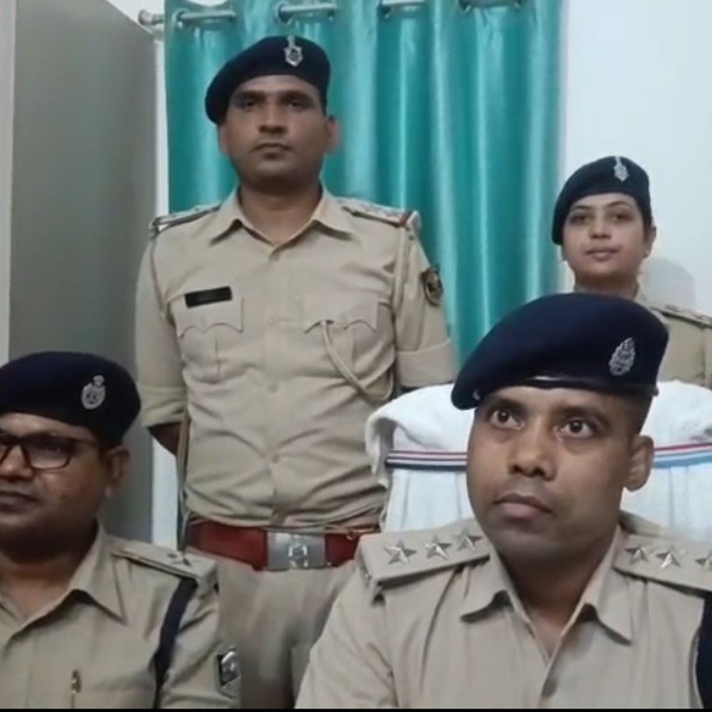सहरसा मे बिहरा पुलिस ने 3.070KG गांजा पकड़ा:बाइक व मोबाइल भी जब्त, तस्कर अरेस्ट; गुप्त सूचना पर कार्रवाई