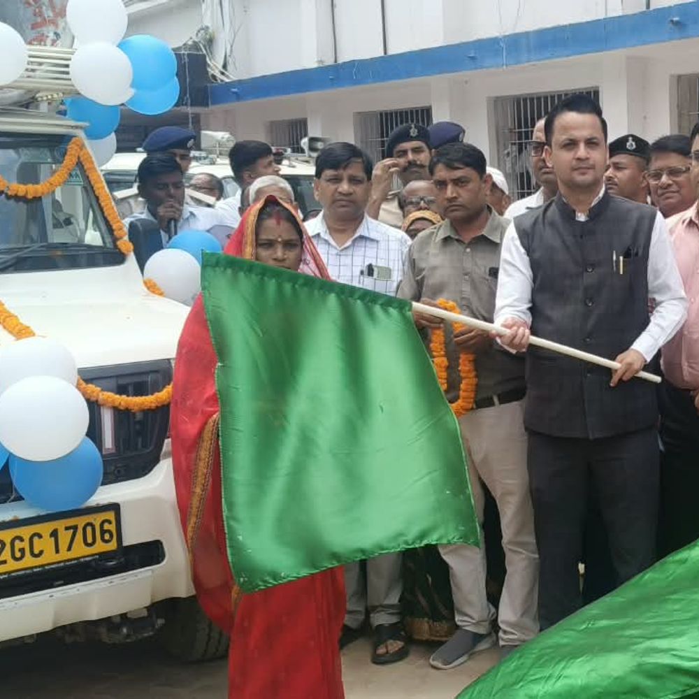 मधुबनी में संत रविदास जयंती पर निकली कलश यात्रा:DM ने समरसता संकल्प अभियान को हरी झंडी दिखाई