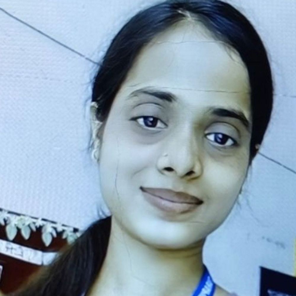 मुंगेर में लापता बीएड छात्रा का शव कुएं में मिला:परिजनों ने बाहर निकाला, 48 घंटे से थी गायब;पड़ोसियों ने देखी लाश
