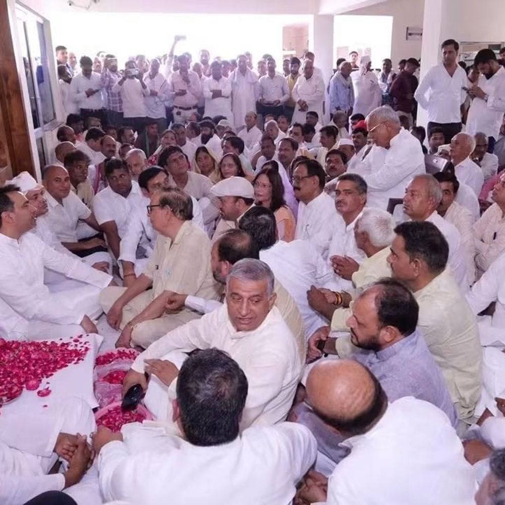 जयंत चौधरी बोले- राजनीति में मजाक का समय नहीं:मथुरा में अखिलेश यादव पर साधा निशाना, कहा- गंभीर मुद्दों पर बात करे विपक्ष
