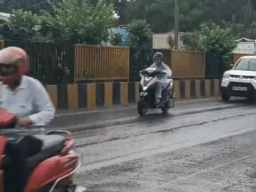 कानपुर में बारिश के आसार, गर्मी से मिलेगी राहत:येलो अलर्ट जारी, दोपहर से रात तक बरसेंगे बादल, तापमान भी गिरेगा
