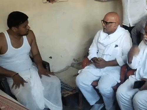 ‘योगी जी से सरकार नहीं संभल रही, मठ में बैठें’:गोरखपुर में कांग्रेस प्रदेश अध्यक्ष बोले- यूपी में कानून-व्यवस्था चिंताजनक