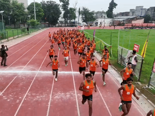 अग्निवीर भर्ती में मुरादाबाद के युवाओं ने लगाई दौड़:ठाकुरद्वारा, कांठ, मुरादाबाद और बिलारी तहसील के 1,190 अभ्यर्थियों को बुलाया था, 1,060 पहुंचे, 830 हुए पास