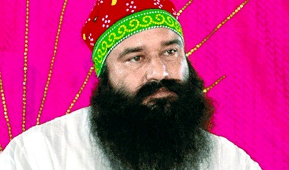 रेप के दोषी Gurmeet Ram Rahim फिर 21 दिन की फर्लो पर बाहर, 2017 के बाद 17वीं बार जेल से मिली राहत पर छिड़ा विवाद