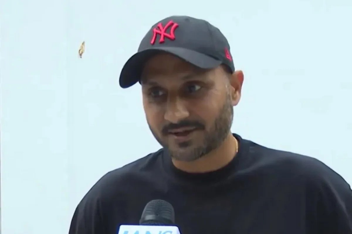 ‘अगर लियोनेल मेसी कर सकते हैं, तो रोहित शर्मा और विराट कोहली क्यों नहीं?’, हरभजन सिंह ने कह दी बड़ी बात