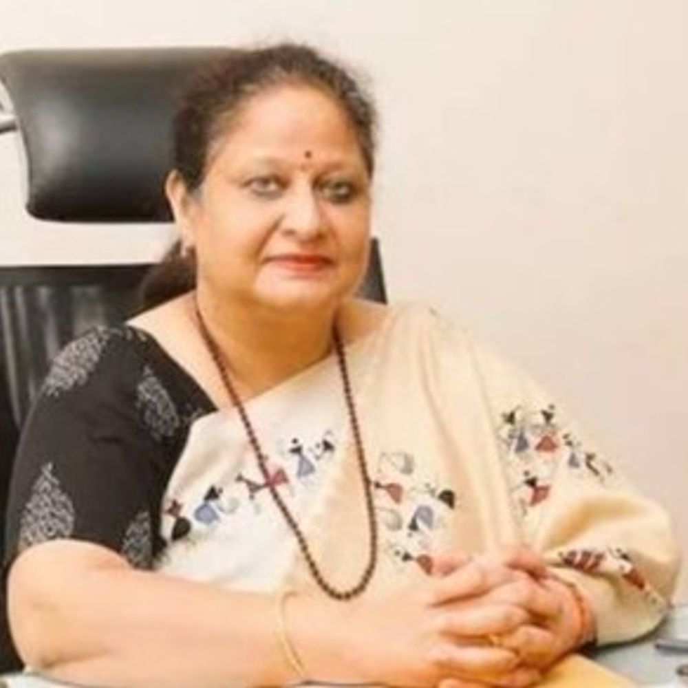 संगीता सिंह मुरादाबाद की कमिश्नर बनीं:IAS आन्जनेय को यूपी में सेवा विस्तार नहीं; आजम पर कार्रवाई के लिए याद किए जाएंगे