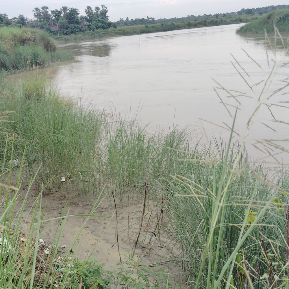 ग्लेशियल झील फटने के बाद दरभंगा में भी अलर्ट:गंडक बराज से 86 हजार क्यूसेक पानी छोड़ा, जलस्तर बढ़ने की है संभावना
