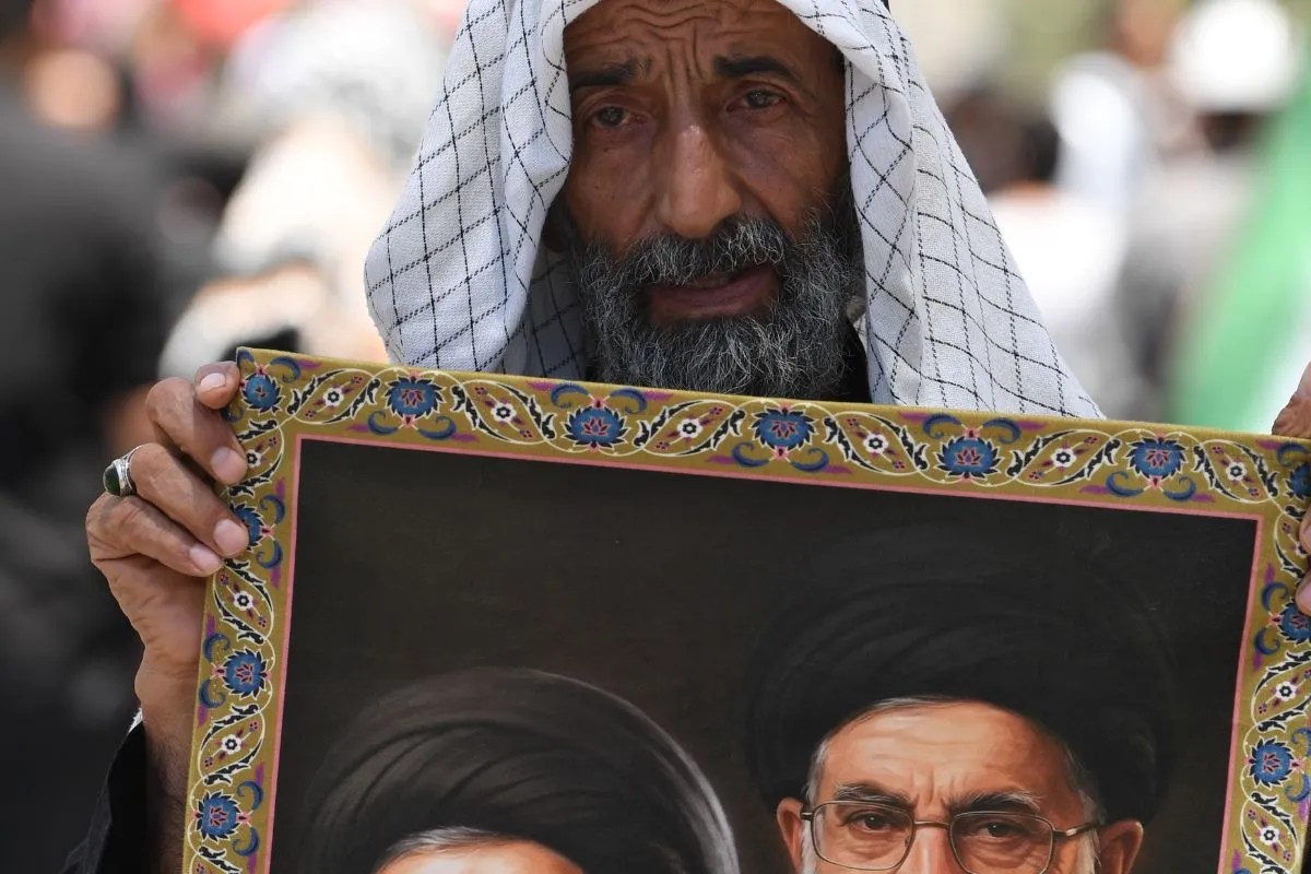 Iran War: ईरान में 66 प्रतिशत पहुंची महंगाई, खाने की कीमत दोगुनी से ज्यादा, महीने में केवल 8 दिन भोजन कर रहे मजदूर
