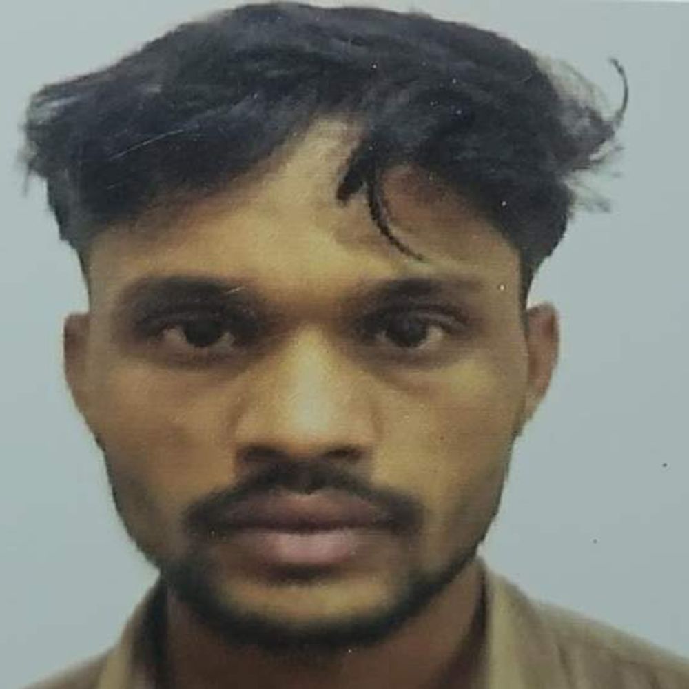 कैंसर पीड़ित बुजुर्ग की देखभाल के बहाने घर में चोरी:नशे की लत पूरी करने के लिए केयरटेकर ने चुराए जेवर; गिरफ्तार