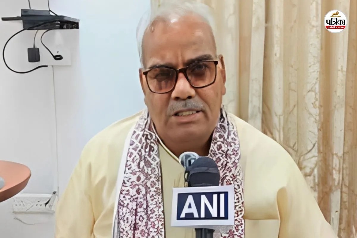 कॉकरोच जनता पार्टी के आशुतोष रांका को ग्रामीणों ने दौड़ा-दौड़ाकर पीटा, मामले पर क्या बोले शिक्षा मंत्री मदन दिलावर