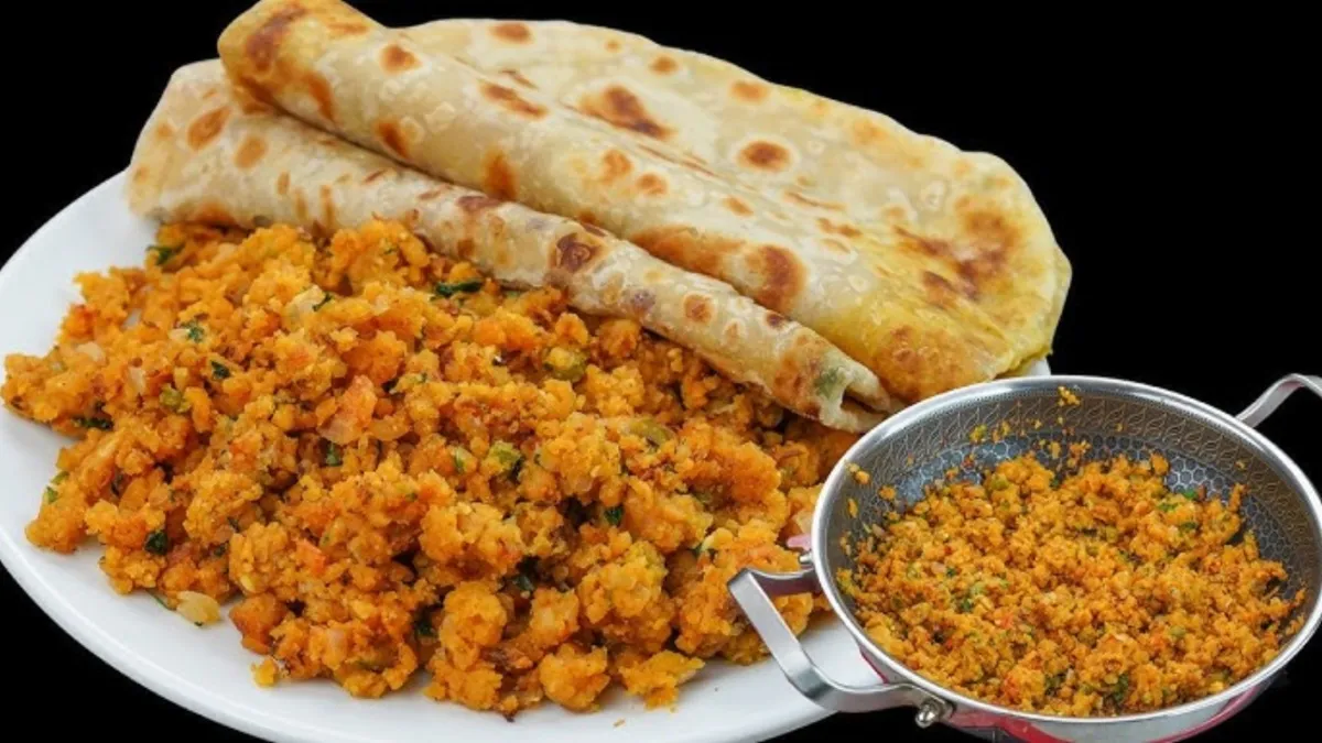 डिनर में बना लें बेसन की भुर्जी, मांग मांग कर खाएंगे बच्चे बूढ़े सभी, नोट करें विधि