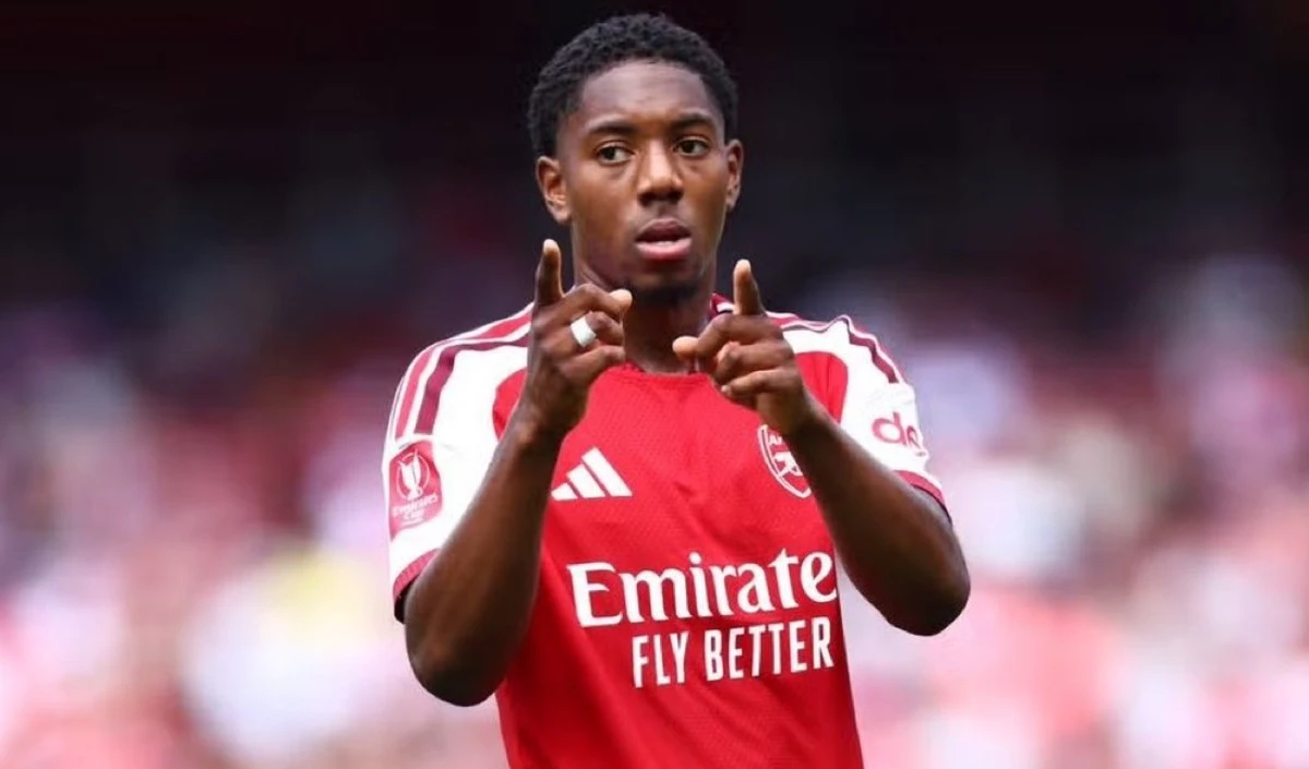 Myles Lewis-Skelly के लिए Arsenal छोड़ना होगा बड़ा मोड़, Manchester United और Chelsea की नजरें खिलाड़ी पर