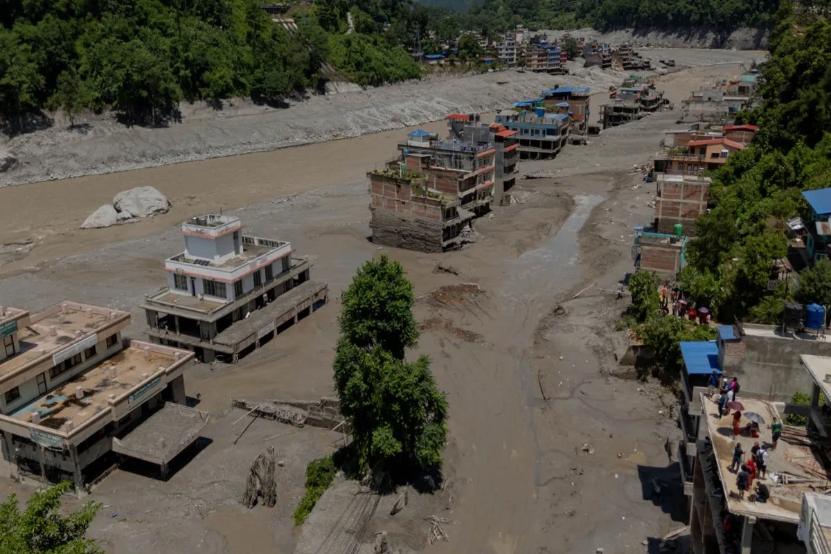 Nepal Flood: जिस गाइड ने भूस्खलन में भारतीय यात्रियों की जान बचाई, नेपाल की आपदा में उसी की हो गई मौत