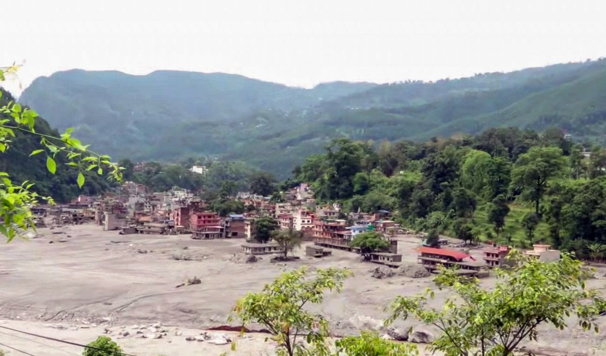10 मिनट के टी ब्रेक ने बचा ली 28 लोगों की जान! Nepal से लौटे तीर्थयात्रियों ने सुनाई खौफनाक कहानी