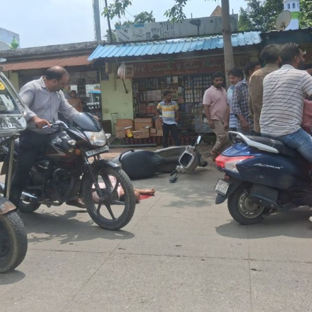 दिल्ली रोड पर रोडवेज बस ने स्कूटी सवार को रौंदा:पीछे से मारी टक्कर, बस का पिछला पहिया सिर के ऊपर से निकला, रिपोर्ट दर्ज