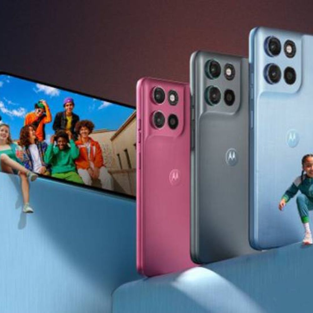 मोटोरोला ने 7000mAh बैटरी वाला 5G फोन लॉन्च किया:32MP सेल्फी कैमरा, 6GB रैम और स्नैपड्रैगन प्रोसेसर; कीमत 27,999 रुपए से शुरू