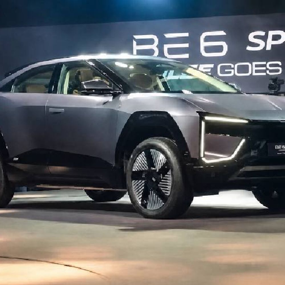 महिंद्रा BE 6 स्पोर्टेक इलेक्ट्रिक SUV भारत में लॉन्च:बैटरी 0% पर 13km और फुल चार्ज पर 683km चलेगी, कीमत ₹11.45 लाख से शुरू