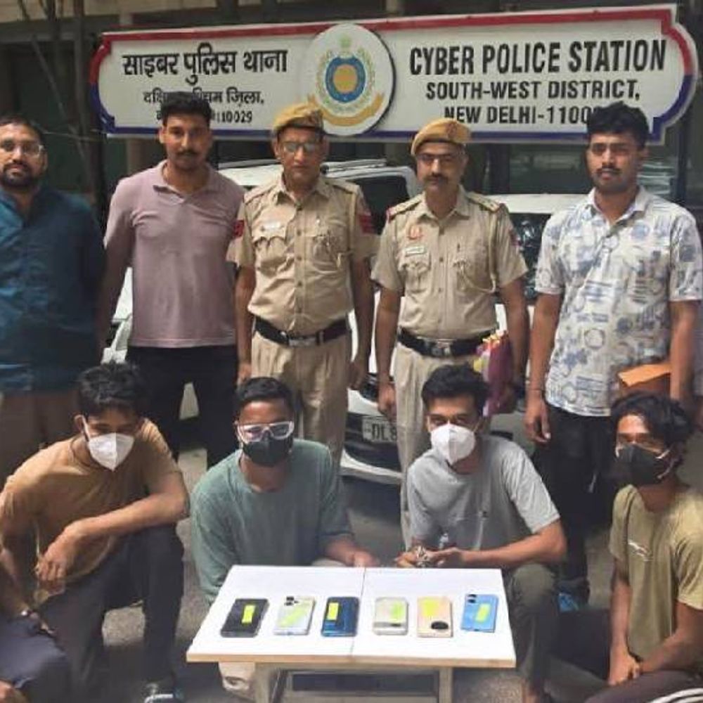 सायबर ठगी गिरोह के 9 आरोपी पकड़े, देशभर में नेटवर्क:कतर-दुबई के अपराधियों से संबंध, 15.71 करोड़ से अधिक की धोखाधड़ी सामने आई