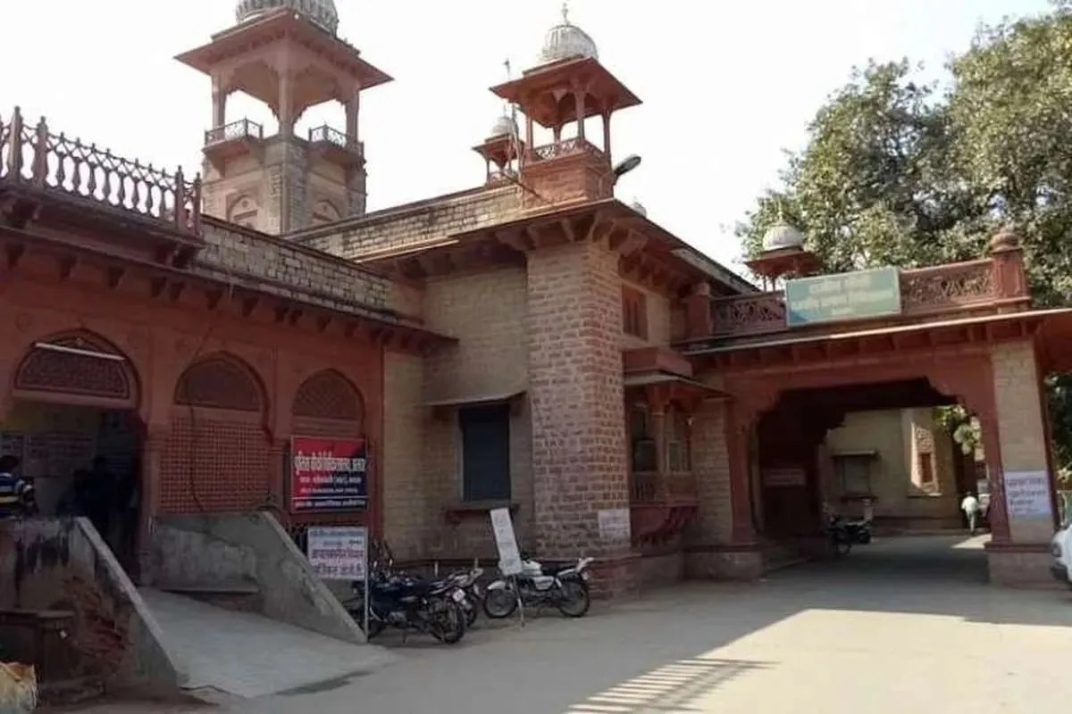 Alwar News: जहरीली दवा खाने से महिला की मौत, तीन बच्चों के सिर से उठा मां का साया