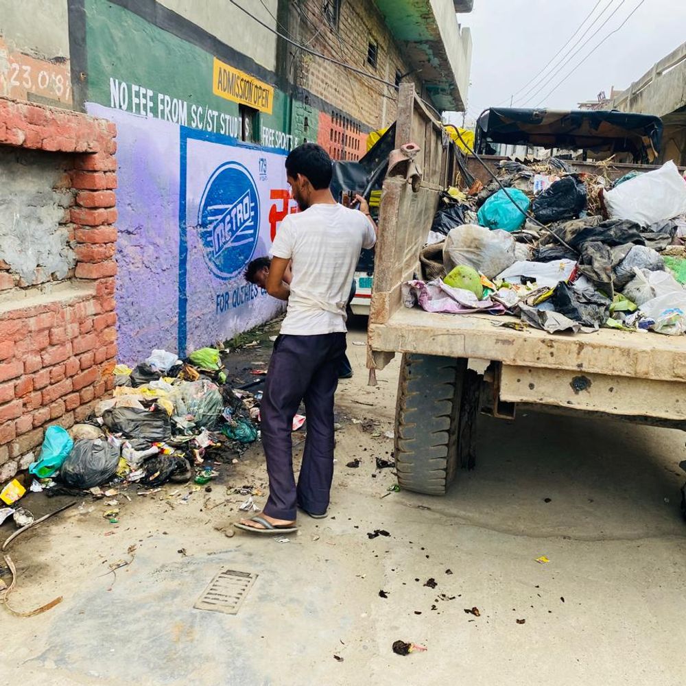 नॉर्थ के वार्ड 79 में कराई सफाई