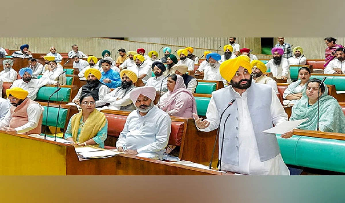 Punjab Assembly का बड़ा फैसला: Private Schools की मनमानी पर लगाम, अब 5% से ज्यादा नहीं बढ़ेगी Fees