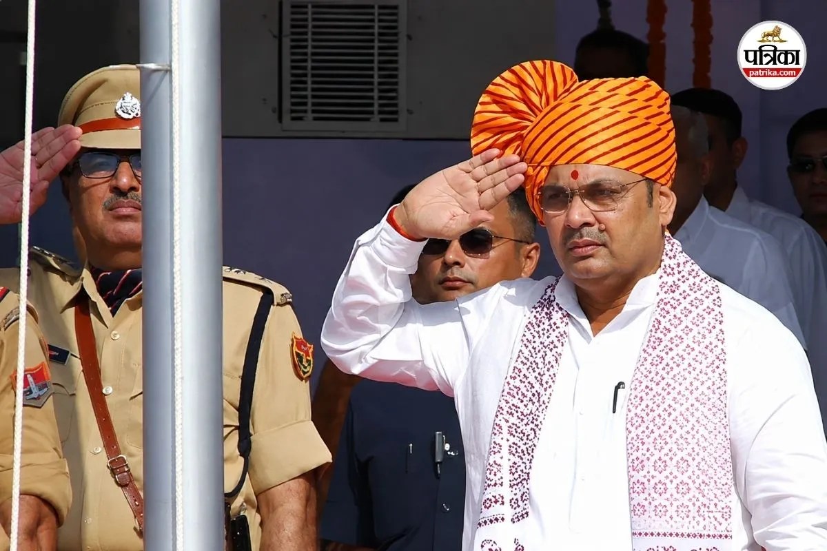 सीएम भजनलाल ने बीकानेर में फहराया तिरंगा, विकसित भारत के निर्माण में योगदान की अपील, जानें भाषण की बड़ी बातें