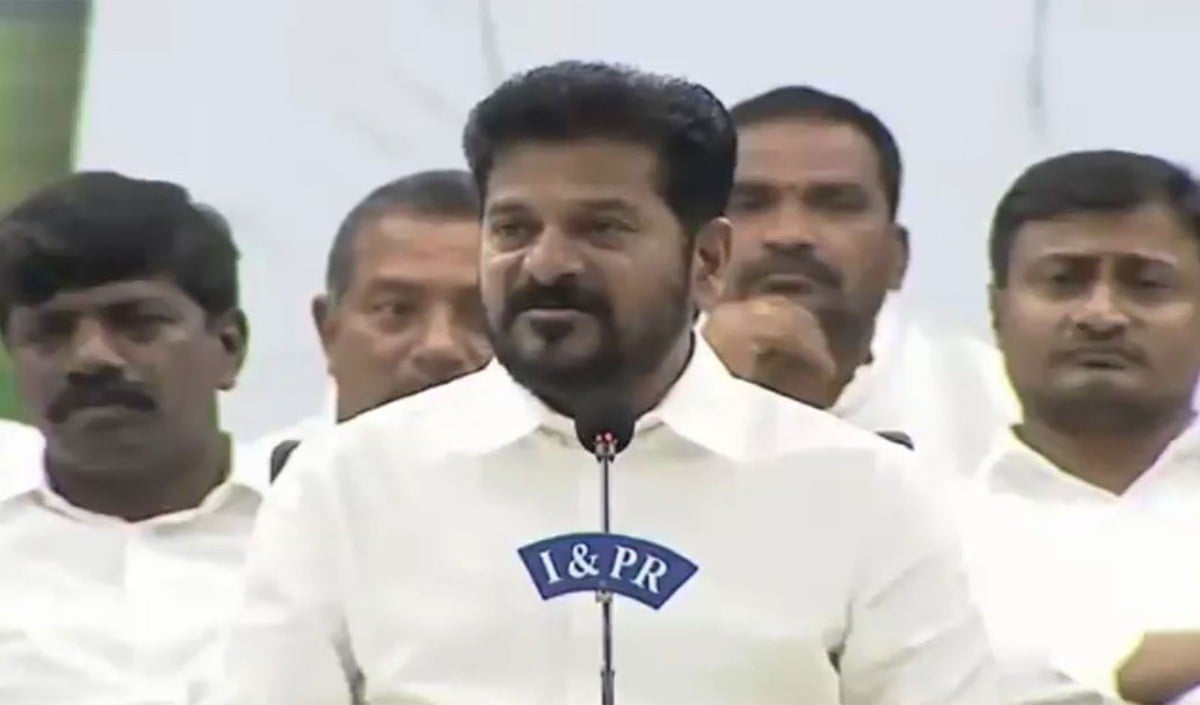 US Visit Denial: तेलंगाना के CM Revanth Reddy ने PM Modi पर लगाया ‘राजनीतिक भेदभाव’ का बड़ा आरोप