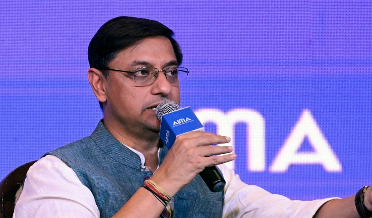 केवल Digitization सुधार नहीं, Sanjeev Sanyal ने India की Economic Growth के लिए शासन सरलीकरण पर दिया जोर