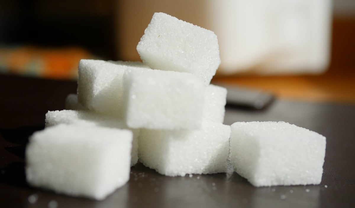 Sugar Price Hike India | त्योहारों से पहले चीनी की मिठास पड़ी फीकी: कीमतें बढ़ने के साथ Swiggy, Blinkit और DMart ने तय की खरीद सीमा