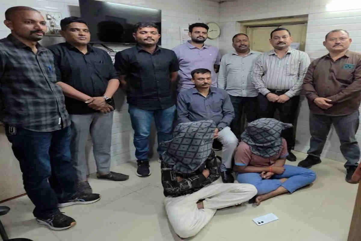 Surat News: चलती ट्रेन में मोबाइल लूटने की कोशिश, यात्री नीचे गिरा; पहिए की चपेट में आने से कटा पैर