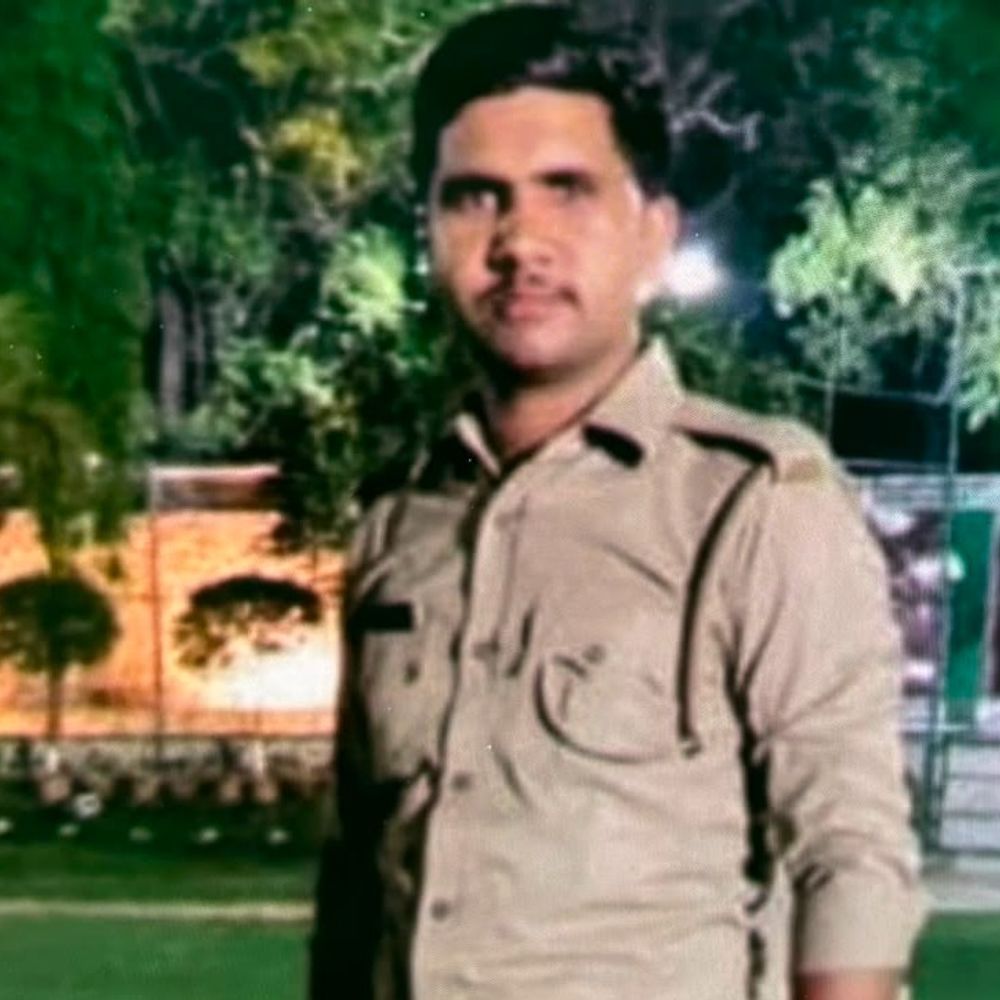 लखनऊ में कांस्टेबल सुसाइड मामले में महिला सिपाही पर FIR:पिता बोले- मेरा बेटा आत्महत्या जैसा कदम नहीं उठा सकता है