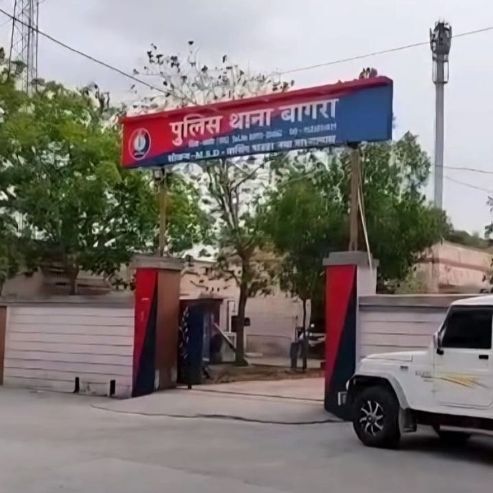 जालोर में अवैध हथियार के साथ आरोपी गिरफ्तार:देशी टोपीदार नाली बंदूक बरामद, खरीद-फरोख्त के बारे में पूछताछ की
