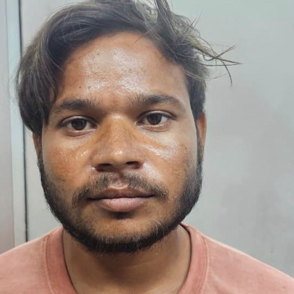 कानपुर STF ने 50 हजार का इनामी गैंगस्टर दबोचा:पुलिस भर्ती परीक्षा में धांधली की थी, किदवई नगर में परिचित से मिलने आया था