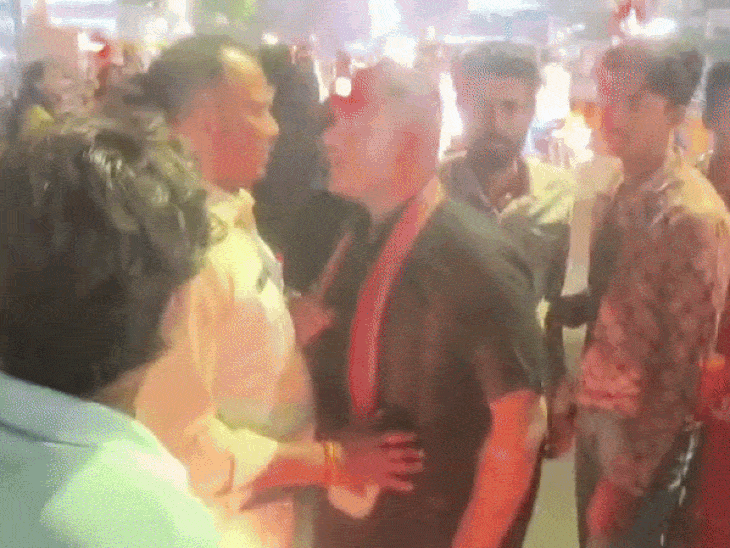 कांवड़ यात्रा में एयरगन से हवाई फायरिंग:जबलपुर में पुलिस ने छीनी बंदूक: युवकों ने घेरा तो हुआ विवाद