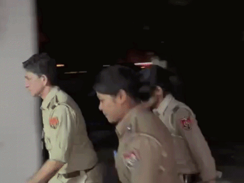 जालंधर में स्पा सेंटर में चल रहा था देह व्यापार:पुलिस ने छापा मारा; 4 गिरफ्तार, 2 युवतियां रेस्क्यू, मालिक फरार