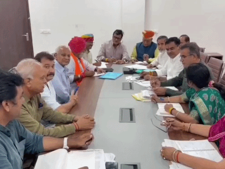 उदयपुर नगर निगम चुनाव, भाजपा की फाइनल सूची तैयार:कोर कमेटी की बैठक में 80 वार्डों के नामों पर हुआ गहन मंथन, सर्वे और स्थानीय विधायकों की पसंद से तय; जयपुर से मंजूरी बाकी