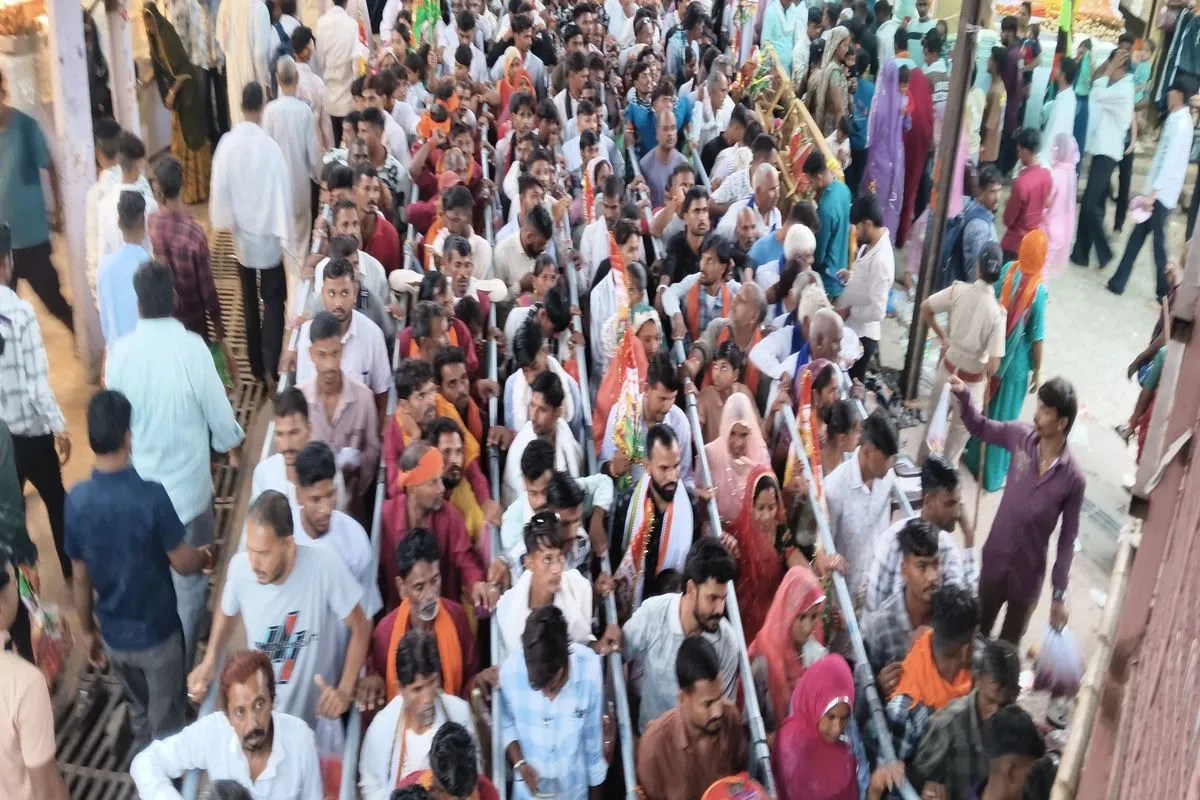 jaisalmer: देश-विदेश से पहुंचे श्रद्धालु, समाधि दर्शन को लगी लंबी कतारें, बाजार में लौटी रौनक, कारोबार तेज