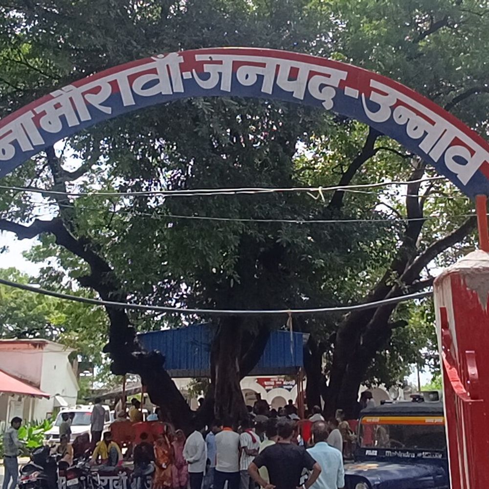 पिकअप की टक्कर से 12वीं के छात्र की मौत:उन्नाव से चालक नशे में गिरफ्तार, रायबरेली अस्पताल में इलाज के दौरान हुई