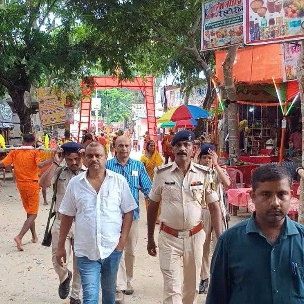 कांवरिया पथ पर श्रद्धालुओं की आवाजाही जारी:बांका में 13 सितंबर तक दंडाधिकारी-पुलिस की तैनाती, सुरक्षा व्यवस्था रहेगी कड़ी