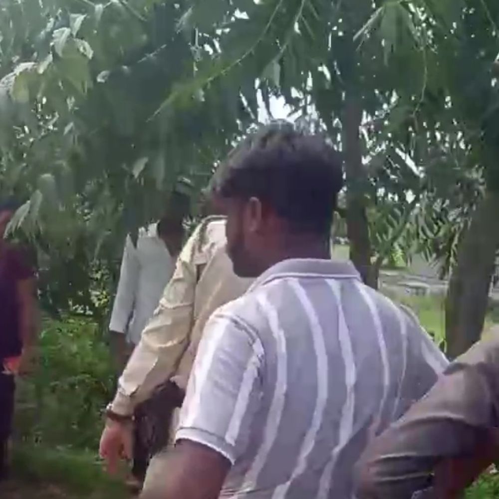 सीहोर में दो पक्षों में मारपीट, तीन लोग गंभीर घायल:पेट्रोल पंप के सामने लाठी-डंडों से किया हमला, छह लोगों के खिलाफ एफआईआर